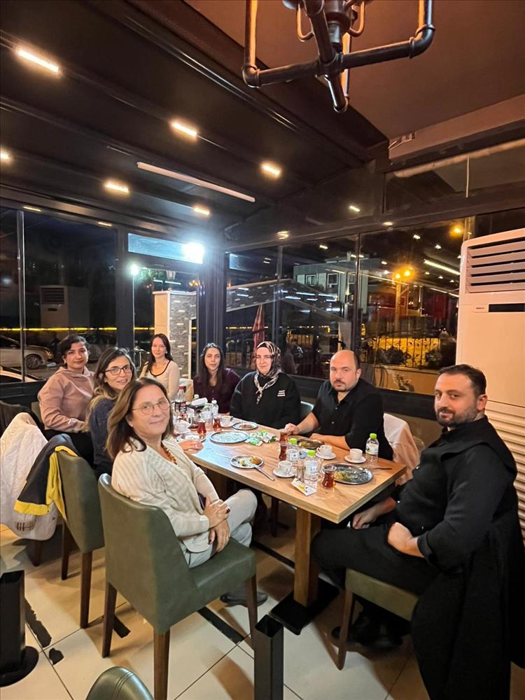 Fizyoterapi ve Rehabilitasyon Bölümü Geleneksel Bölüm Yemeğinde Buluştu