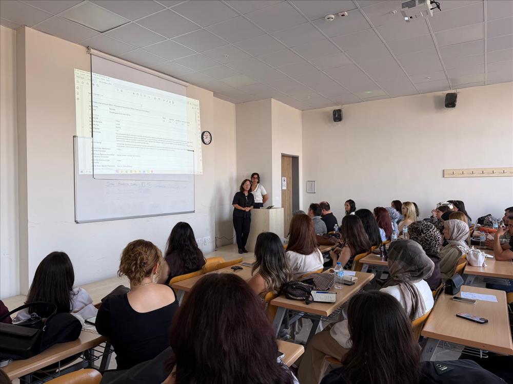 Fizyoterapi ve Rehabilitasyon Bölümü 4. Sınıf Öğrencilerine Oryantasyon Gerçekleştirildi